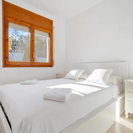 Casa vacanze Roure Piscina Y Serenidad Pobla de Montornés