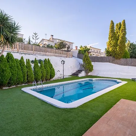 Roure Piscina Y Serenidad Pobla de Montornés