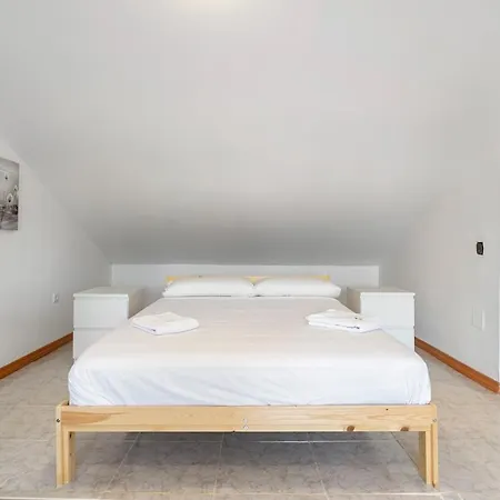 Roure Piscina Y Serenidad Ferienhaus Pobla de Montornés